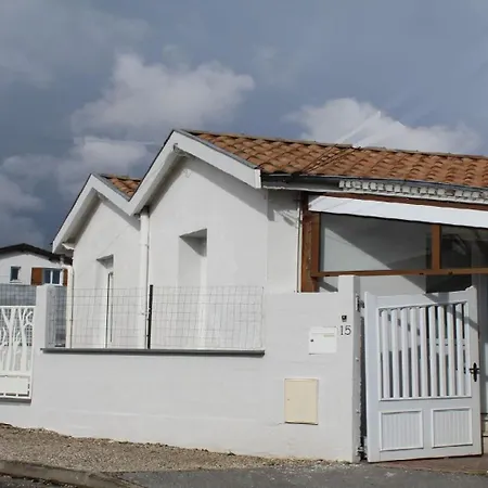 Pavillon Comme A La Maison Сasa de vacaciones Burdeos